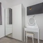 וילה Nina Malinska 150m From The Beach, Swimming Pool *