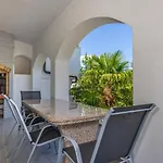 וילה Nina Malinska 150m From The Beach, Swimming Pool *