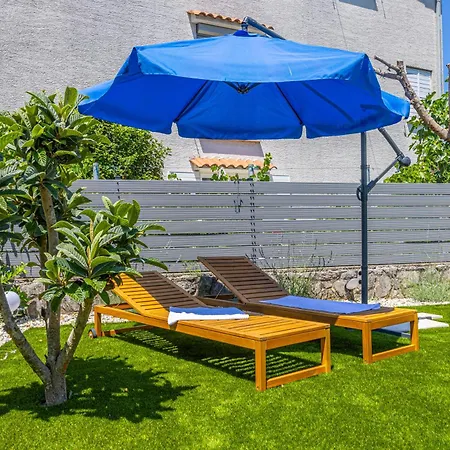 Nina Malinska 150m From The Beach, Swimming Pool * Vantačići