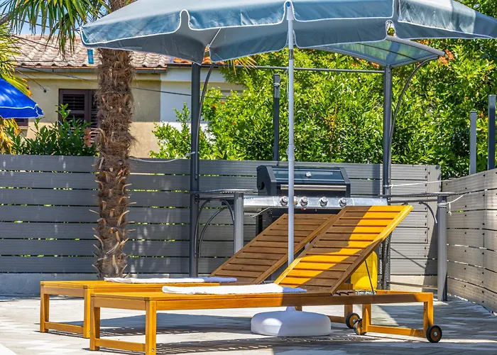 Nina Malinska 150m From The Beach, Swimming Pool